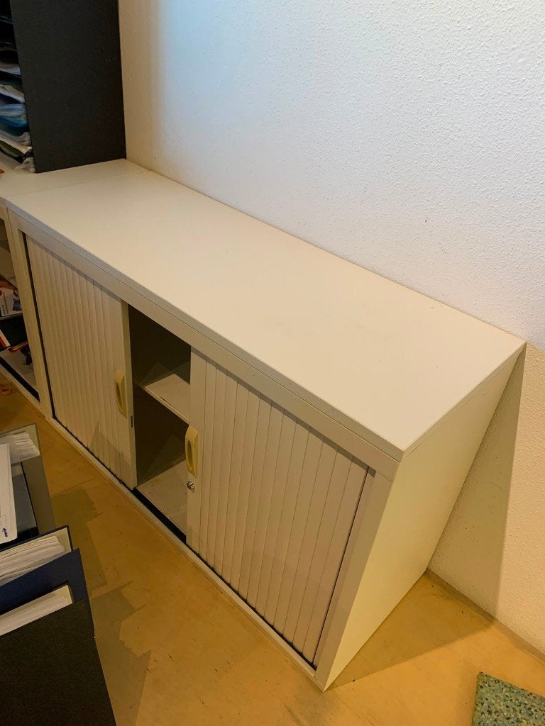 Roldeurkastje halfhoog - 120 x 45 x 76 cm, Huis en Inrichting, Kasten | Roldeurkasten en Archiefkasten, Ophalen, Gebruikt, 100 tot 150 cm