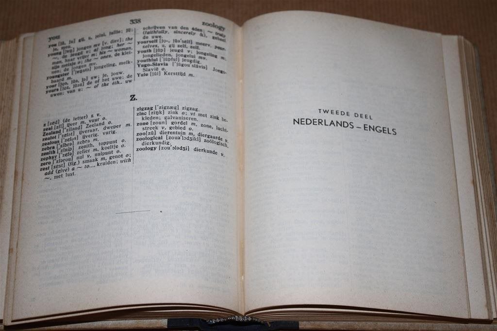 Van Goor's Engels zakwoordenboek. Uitgave 1947., Boeken, Woordenboeken, Ophalen of Verzenden, Gelezen, Van Dale, Engels