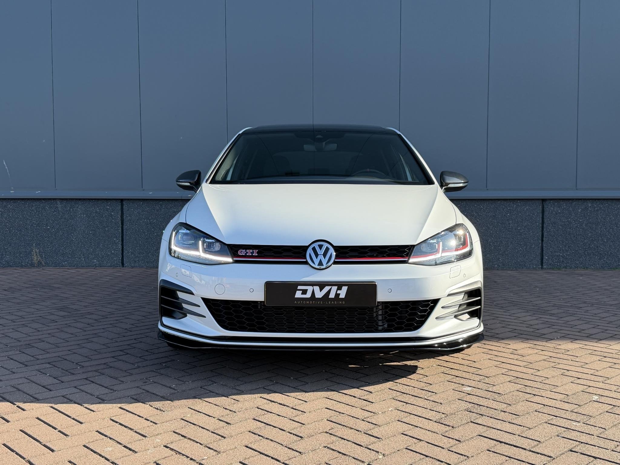 Volkswagen Golf 2.0 TSI GTI TCR PANO | AKRA | DCC | DYN, Auto's, 1330 kg, Gebruikt, 4 cilinders, 1984 cc