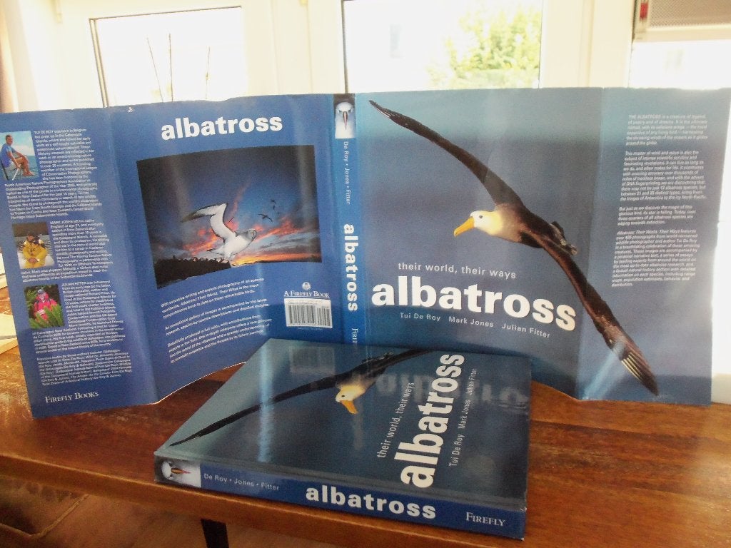 BOEK TUI de ROY-ALBATROSS:THEIR WORLD,THEIR WINGS., Gelezen, De Roy,Jones &Fitter., Ophalen of Verzenden, Los deel