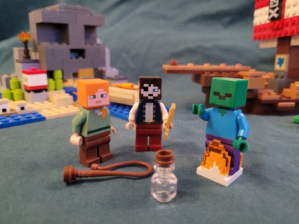 LEGO Minecraft Piratenset (compleet 21152), Gebruikt, Minecraft, Lego, Ophalen of Verzenden