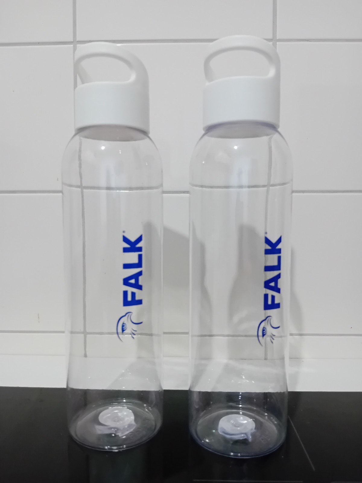 Drinkflessen met wit draaggrepen/draaidopper BPA-VRIJ, Ophalen, Nieuw