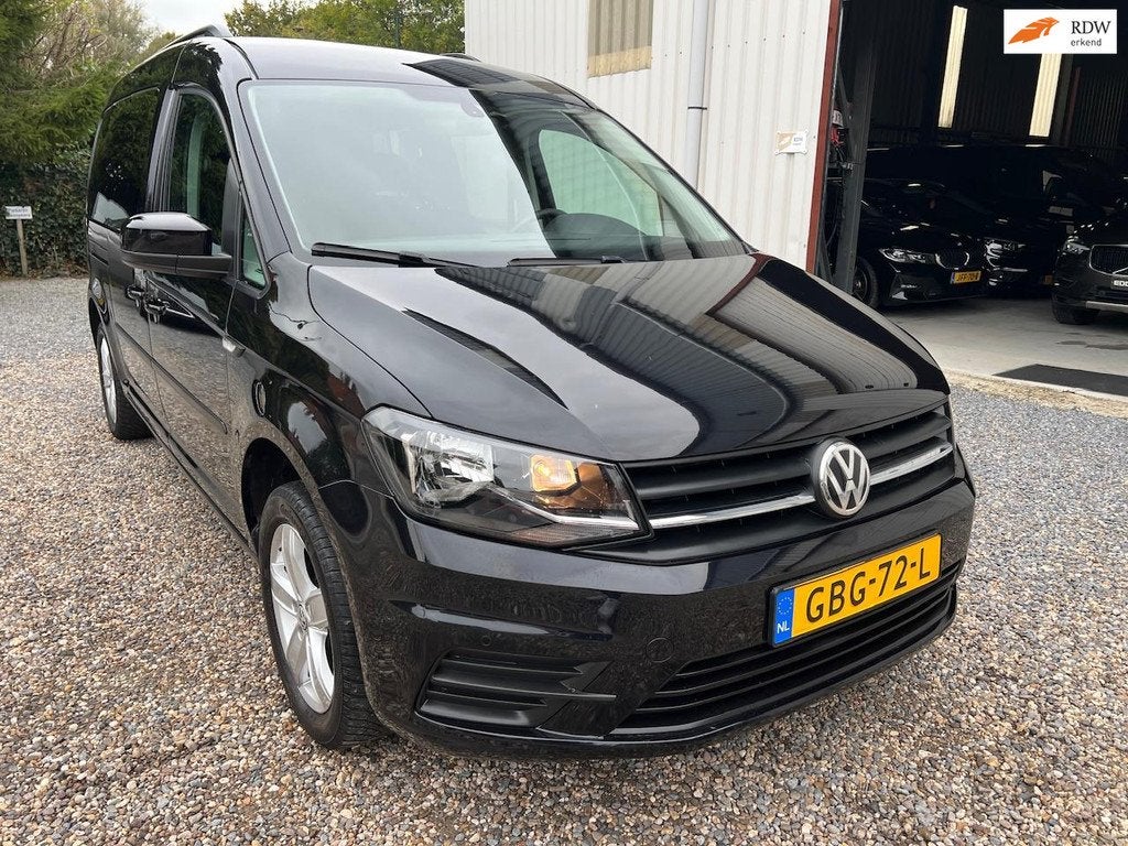 Volkswagen CADDY MAXI 1.0 TSI LPG CRUISE.NAVI.TREKHAAK., Auto's, Voorwielaandrijving, Gebruikt, Zwart, 102 pk