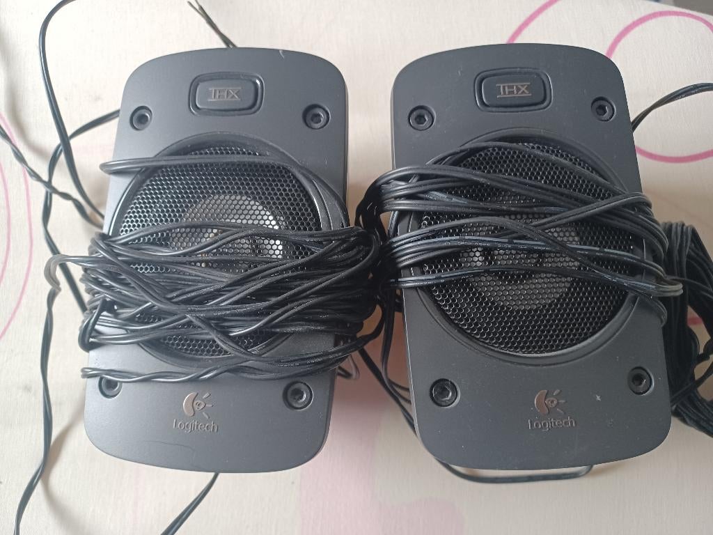THX Logitech speakers 2 stuks, Audio, Tv en Foto, Luidsprekers, Gebruikt, Minder dan 60 watt, Front, Rear of Stereo speakers, Ophalen