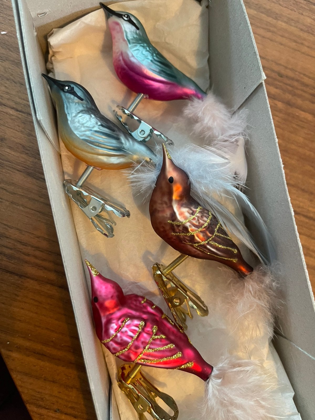 Sissy Boy vier glas gekleurde vogels op clip, Ophalen, Zo goed als nieuw