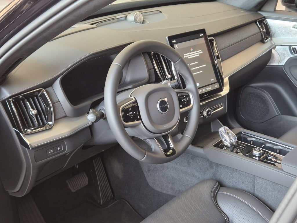 Volvo XC90 T8 455PK AWD Ultra Executive Black Edition | Trek, Auto's, Volvo, 2365 kg, 4 cilinders, 1969 cc, 7 stoelen