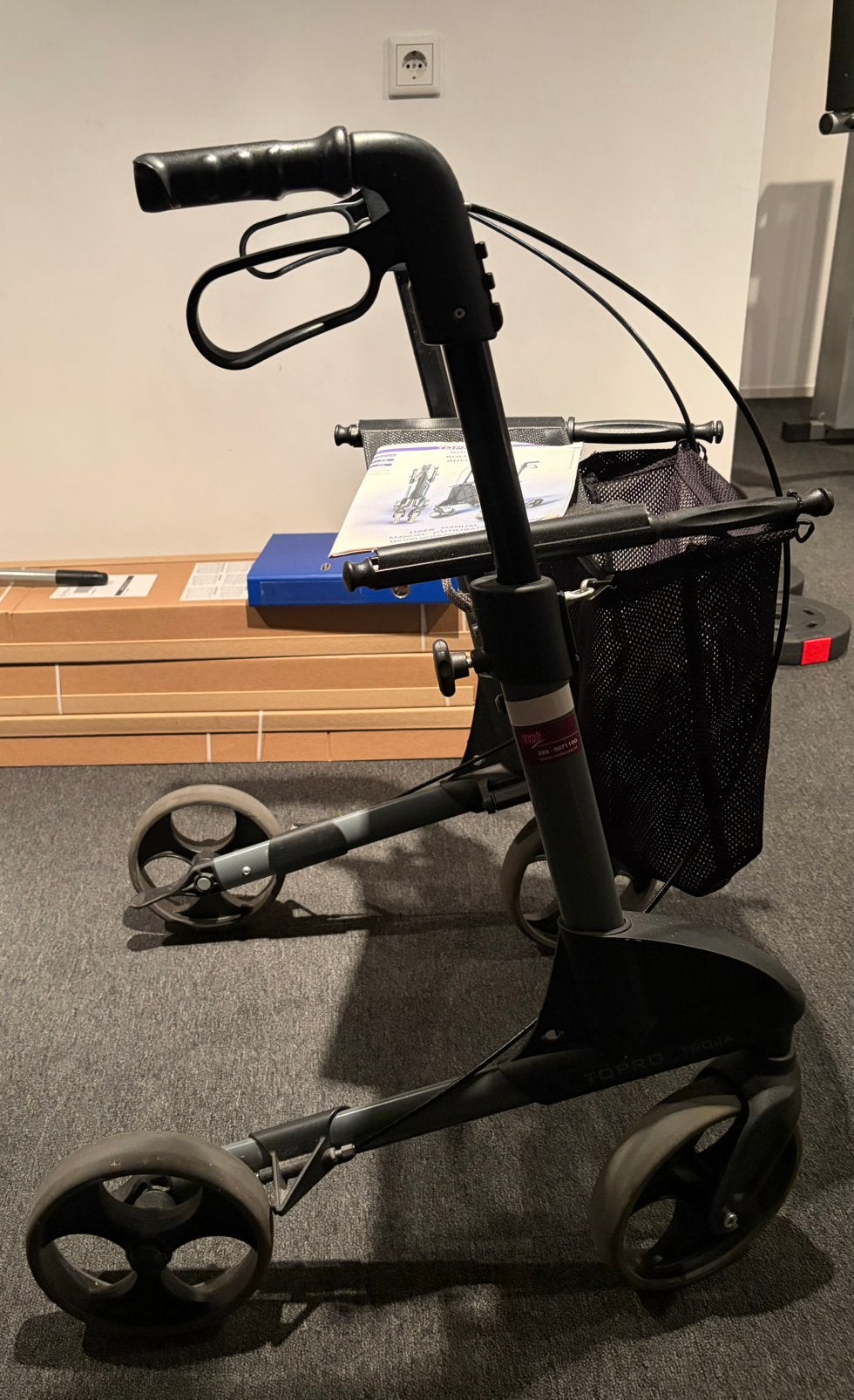TOPRO Troja rollator, grijs, maat M, Ophalen, Lichtgewicht, Zo goed als nieuw