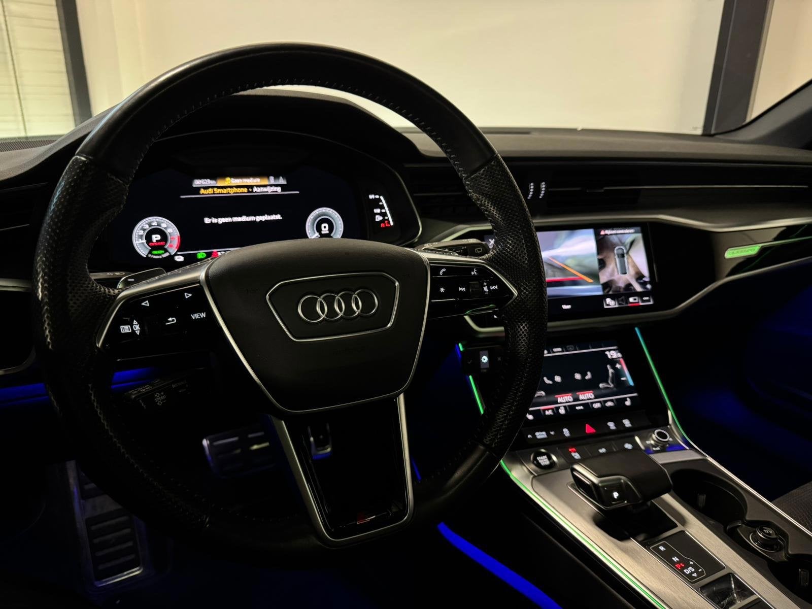Audi A6 Avant 55 TFSI e quattro Competition PANO KEYLESS S-L, Auto's, Audi, Automaat, Gebruikt, Zwart, 4 cilinders