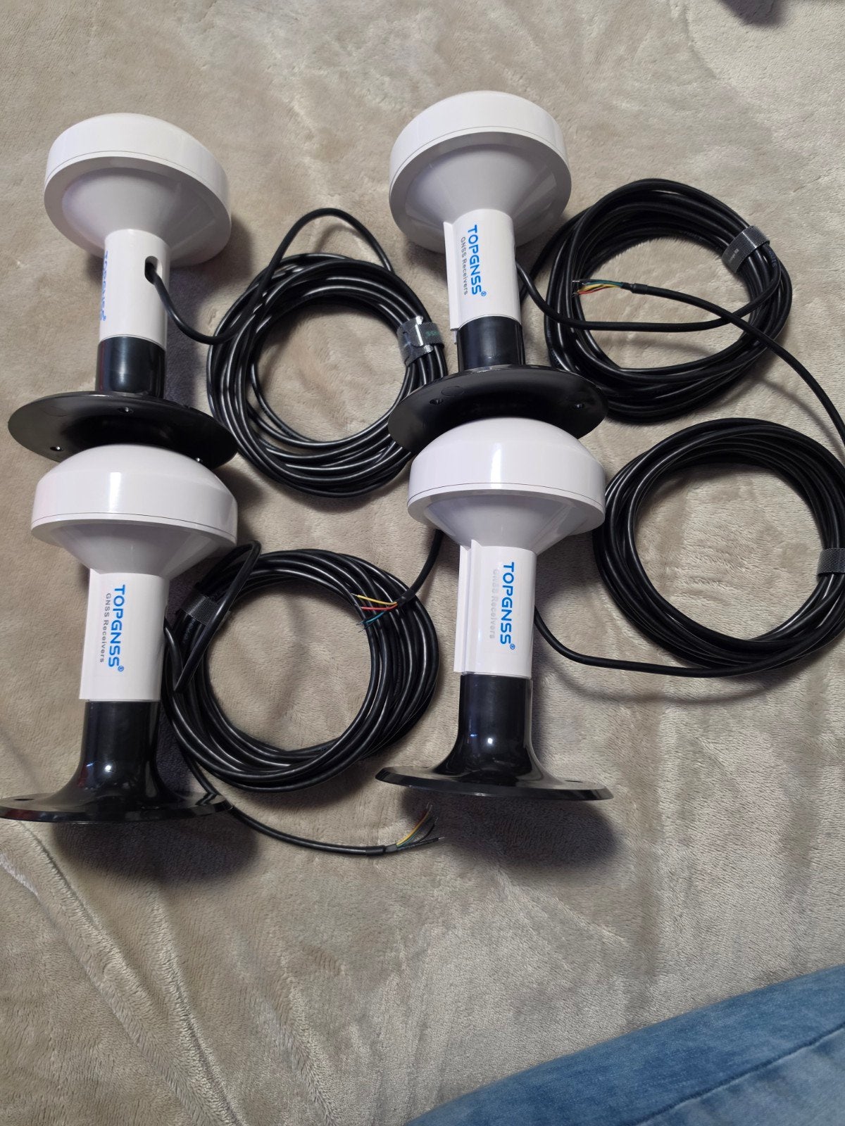 4x Nieuwe TOPGNSS GNSS Receivers met kabels, Ophalen of Verzenden, Nieuw
