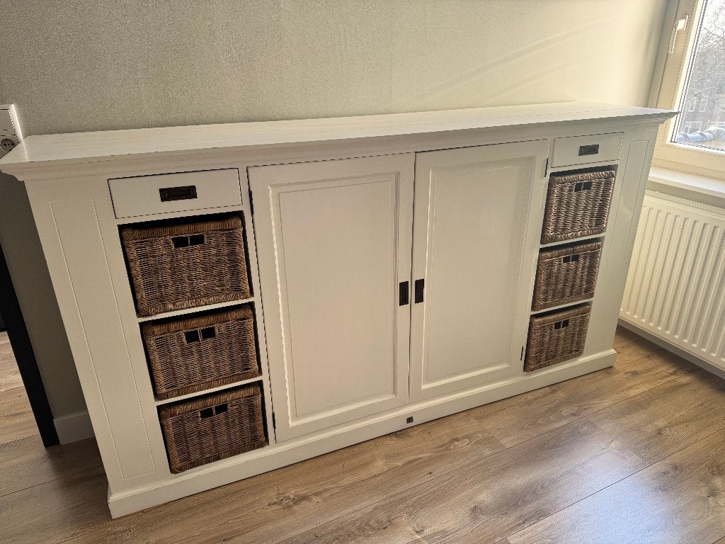Rivièra Maison Dressoir (€250,-), Huis en Inrichting, Kasten | Dressoirs, Ophalen, Overige materialen, Gebruikt, Met deur(en)