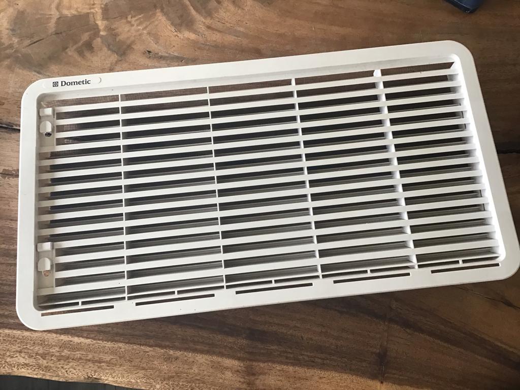 Dometic Ventilatie Rooster LS300 - 277 x 518 mm, Ophalen of Verzenden, Gebruikt