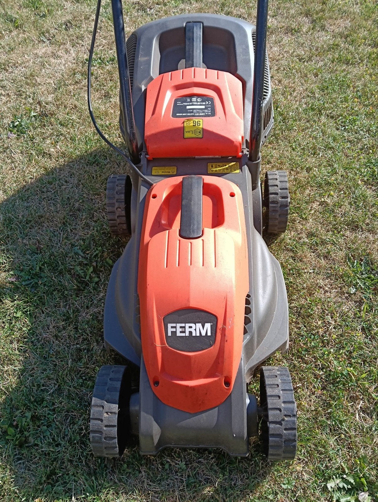 te koop ferm electrische grasmaaier, Ophalen, Gebruikt