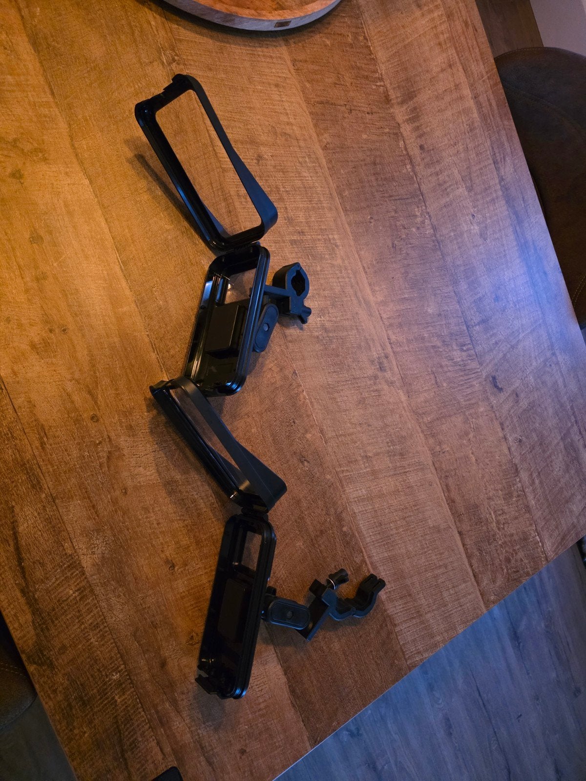 2 Telefoonhouders voor motor of fiets - Waterdicht, Ophalen, Nieuw, Ik verkoop ze ivm overcompleet.Onbekend (Model LCD-S866)