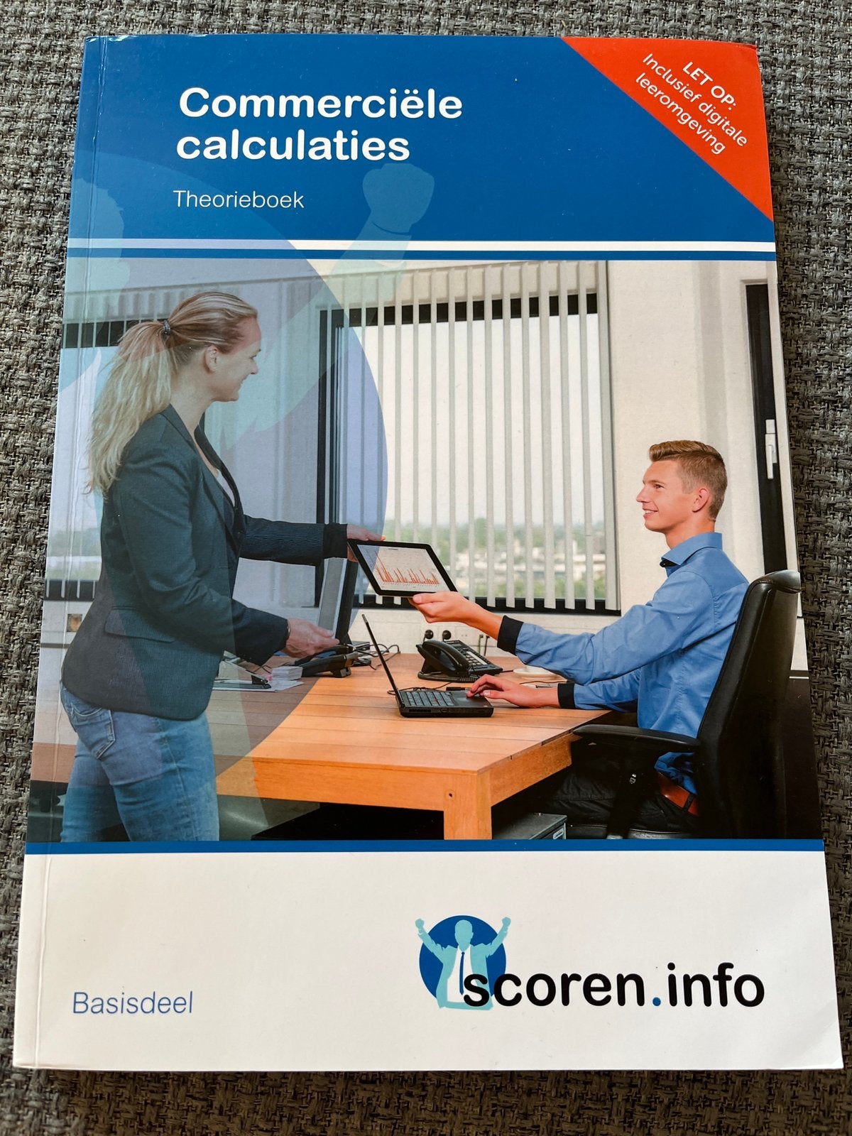 Nieuwstaat! MBO Commerciele Calculatie/junior accountmanager, Ophalen of Verzenden, Zo goed als nieuw, Overige niveaus