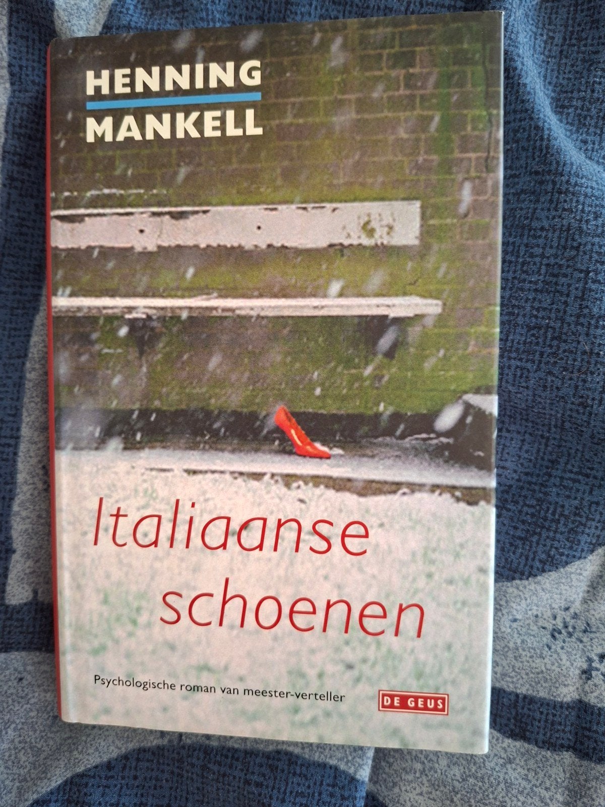 Henning Mankell - Italiaanse schoenen, Ophalen of Verzenden, Zo goed als nieuw, Henning Mankell