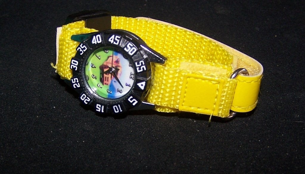 ANWB Explorers horloge met kompas. Nieuwe batterij. Izgs., Ophalen of Verzenden, Zo goed als nieuw, Geel, Jongen of Meisje