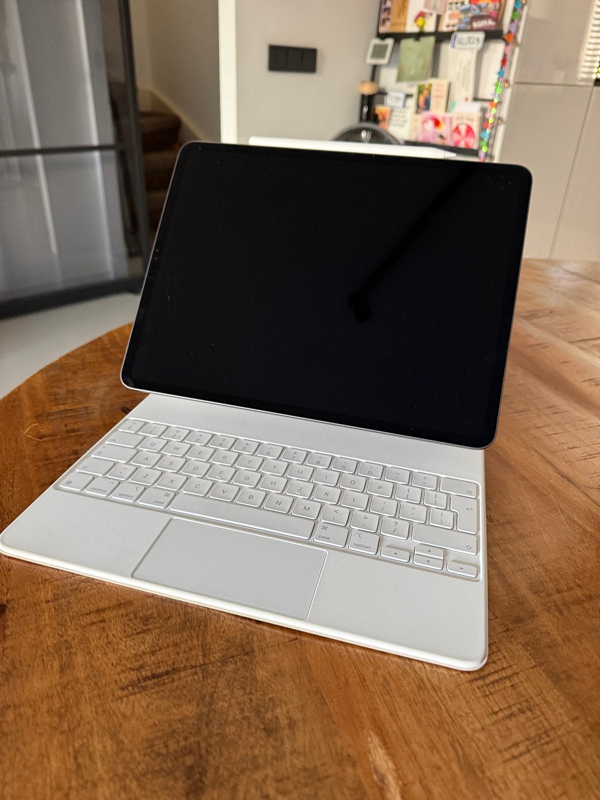 Apple iPad Pro met Magic Keyboard en Apple Pencil, Ophalen, 13 inch of meer, Zo goed als nieuw, Apple iPad Pro