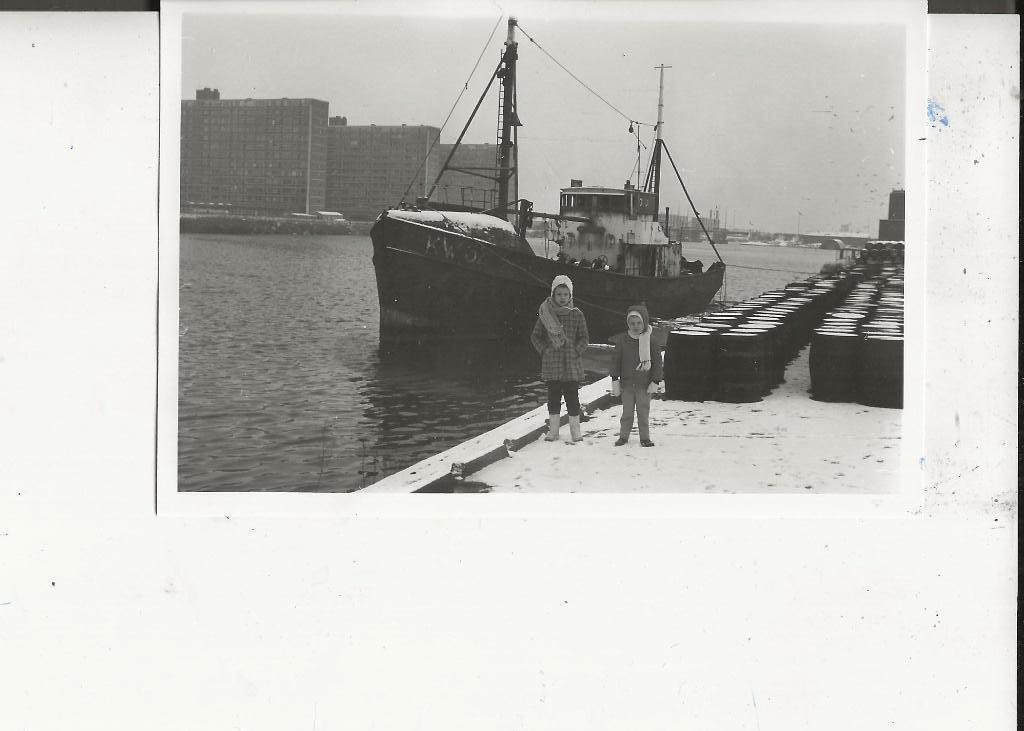 Scheveningen KW 52 aan de kant in de sneeuw Foto, Ophalen of Verzenden, 1960 tot 1980, Ongelopen, Zuid-Holland