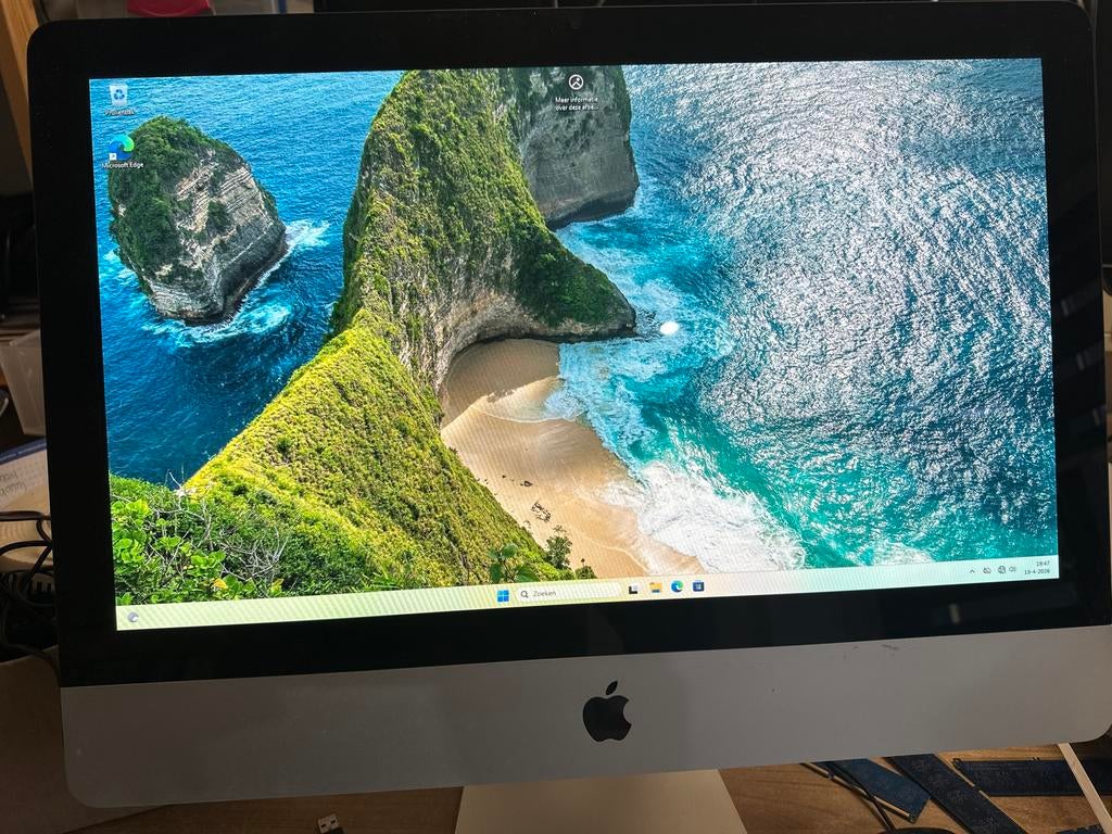2stuks 24" Apple iMac met Windows 11, SSD en dataschijf, Gebruikt, HDD en SSD, 2 tot 3 Ghz, 8 GB