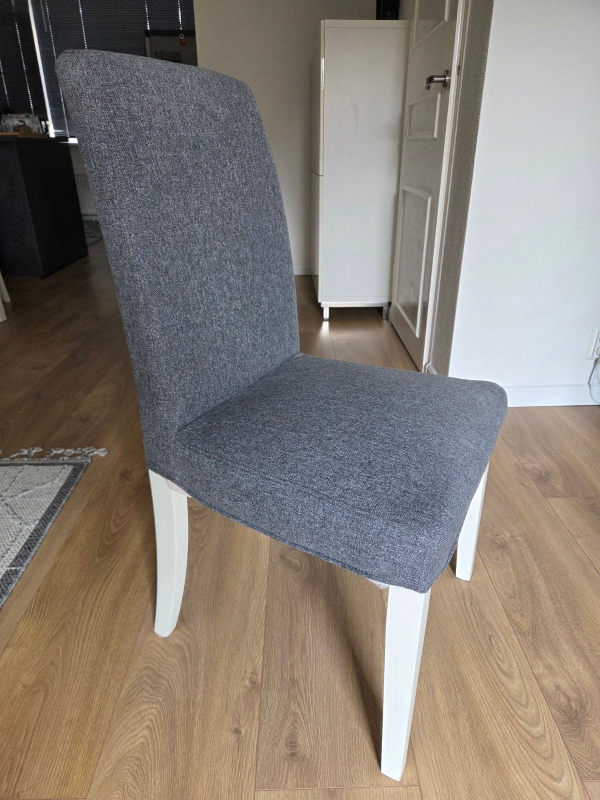 6x Ikea Hendriksdal eetkamerstoelen met wasbare hoezen, Huis en Inrichting, Ophalen, Gebruikt, Wit, Stof