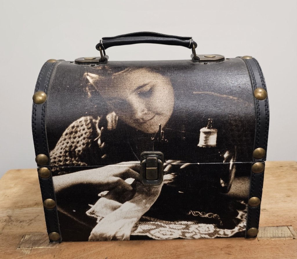 LEUK VINTAGE KOFFERTJE, Minder dan 50 cm, Gebruikt, Overige materialen, Minder dan 50 cm