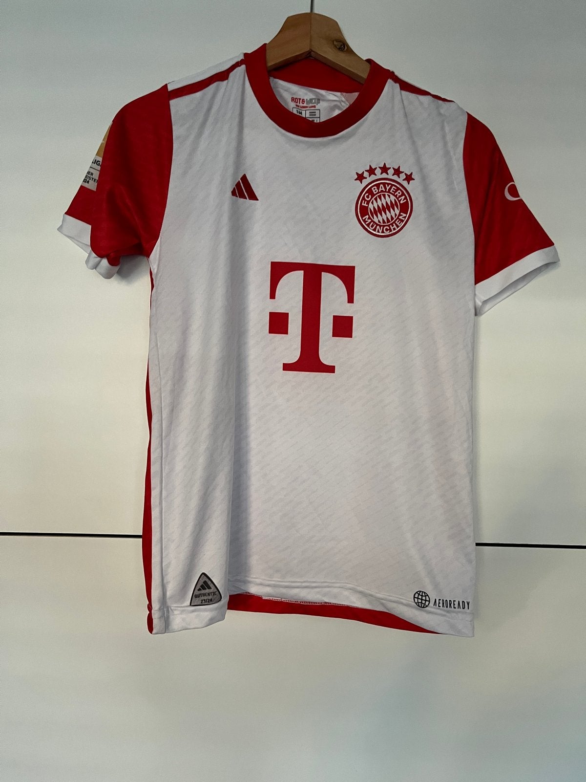 FC Bayern München Thuisshirt 2022/2023 Musiala #42 Maat 164, Ophalen of Verzenden, Zo goed als nieuw, Jongen, Shirt of Longsleeve