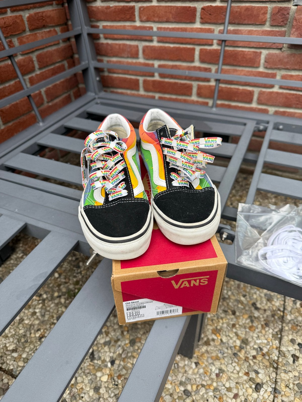 Exclusieve Vans Old Skool Rainbow Drip 36 perfect voor Pride, Kleding | Dames, Ophalen of Verzenden, Zo goed als nieuw, Overige kleuren
