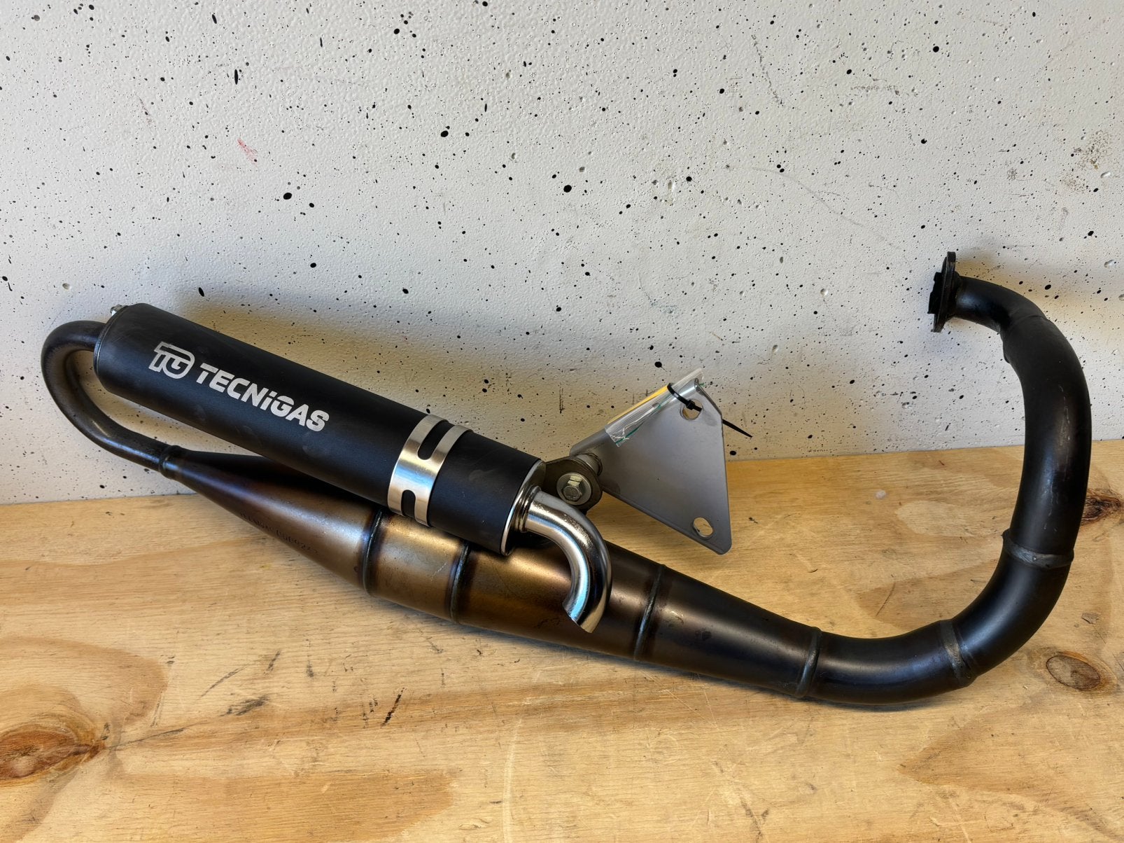 Technigas uitlaat peugeot speedfight vivacity 100cc 2 takt, Fietsen en Brommers, Ophalen of Verzenden, Zo goed als nieuw, Uitlaat