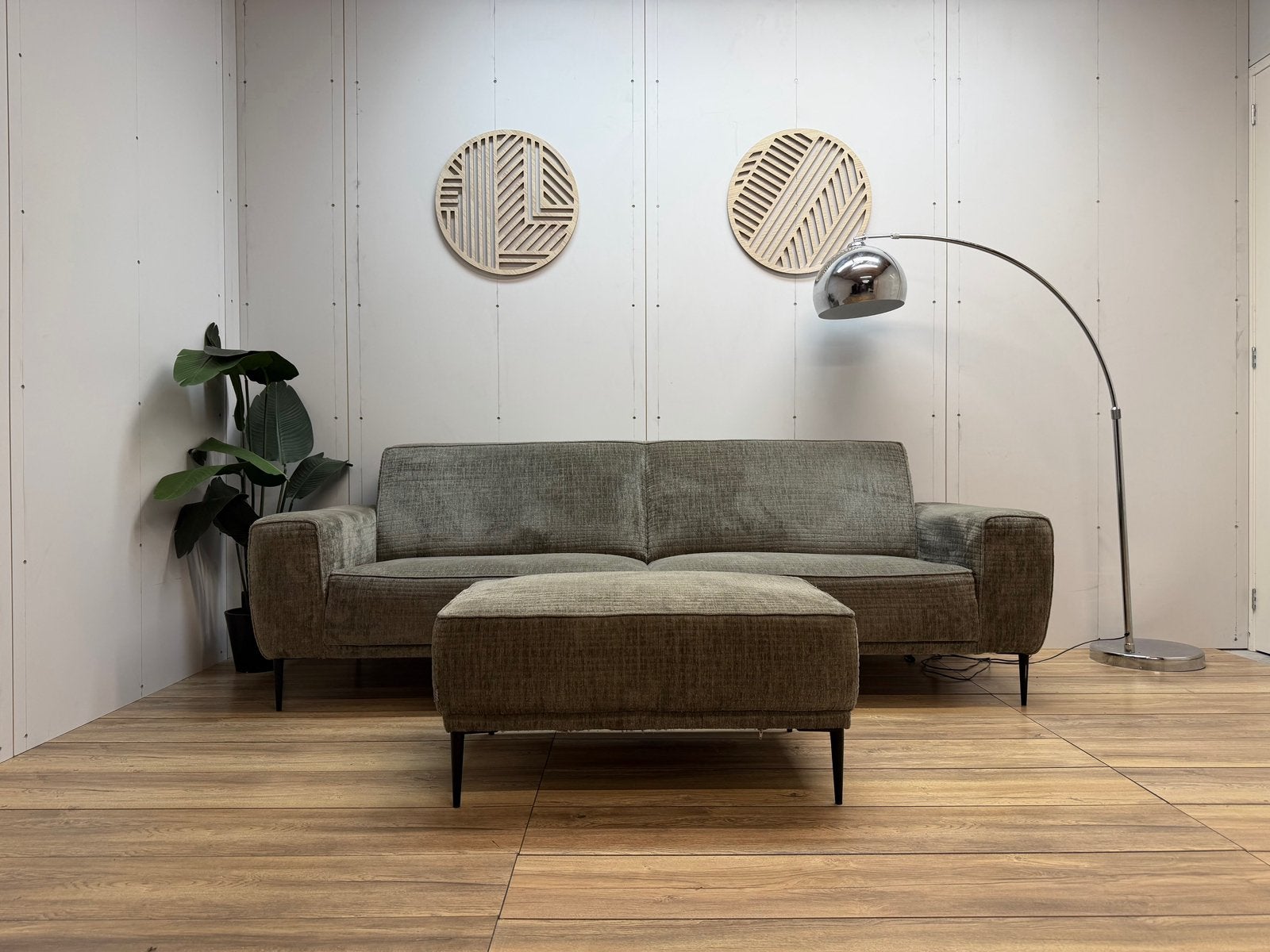 XOOON Design 2.5-Zits+Hocker | Groen/Grijs Velvet |, Tweepersoons, Ophalen of Verzenden, Zo goed als nieuw, 180 cm