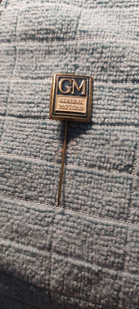 Vintage GM General Motors Reversspeldje, Verzamelen, Ophalen of Verzenden, Gebruikt, Gebruiksvoorwerp
