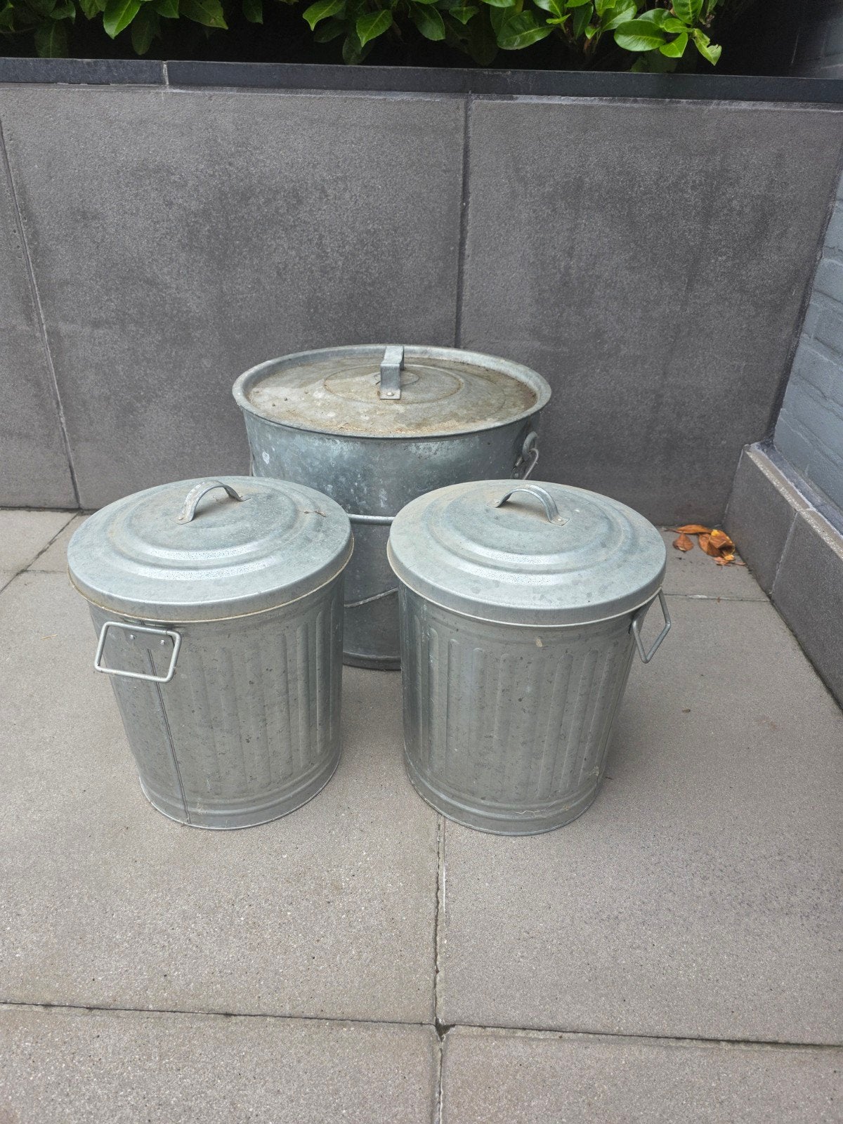 Zinken (afval)emmer met deksel (set van 3), Huis en Inrichting, Woonaccessoires | Prullenbakken, Ophalen, 50 – 75, Gebruikt, 40 liter of meer