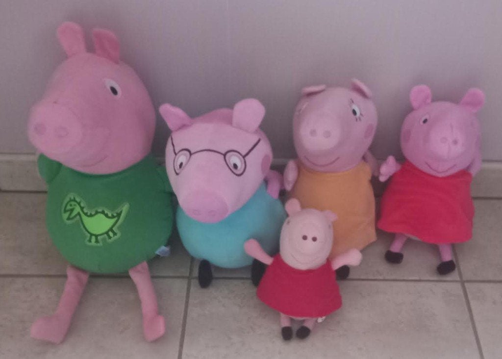 Knuffel Peppa Pig 5 stuks, Kinderen en Baby's, Ophalen of Verzenden, Zo goed als nieuw, Overige typen, Wasbaar