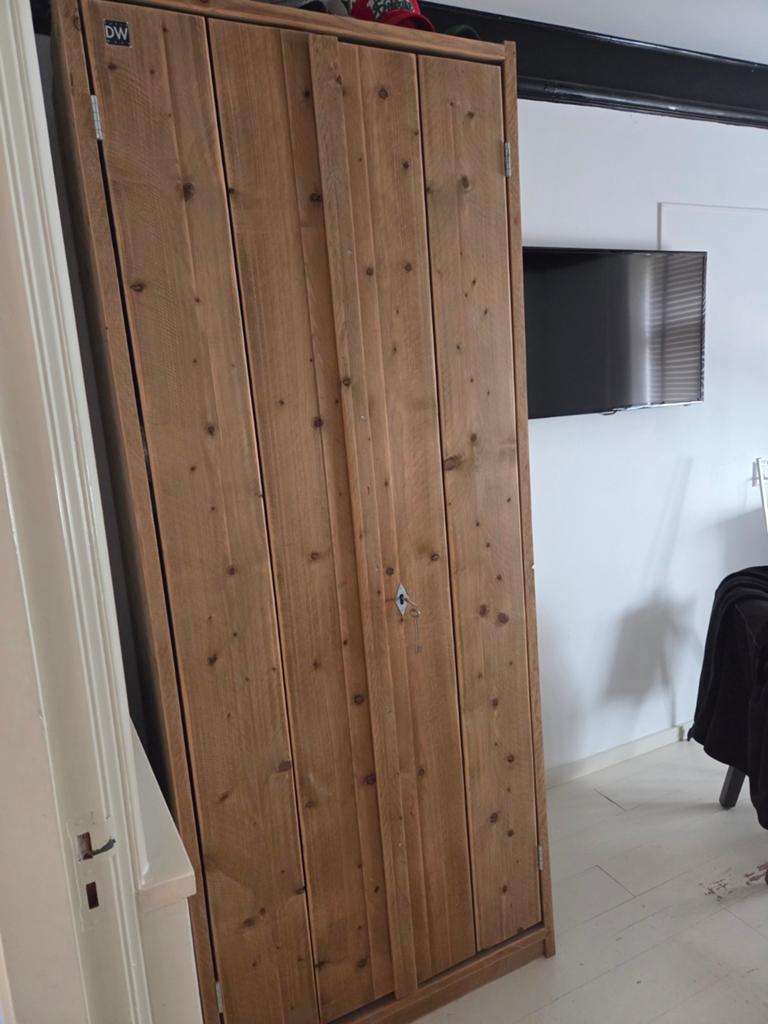 Dutch wood steigerhouten kast, Ophalen, Zo goed als nieuw