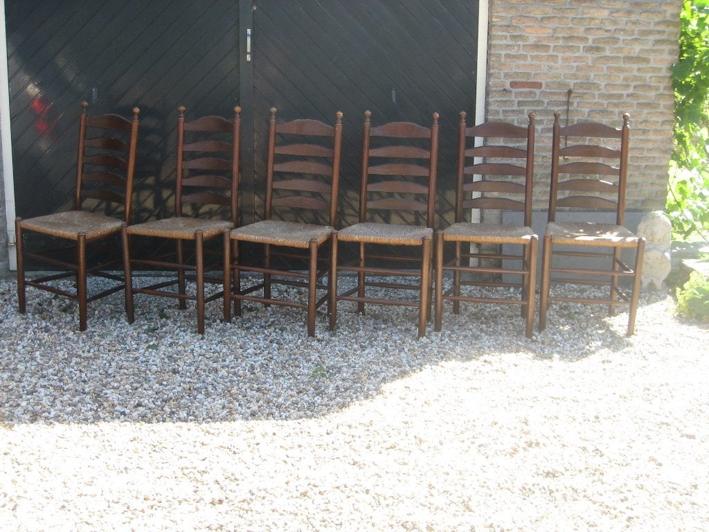6 Oudhollandse stoelen en 1 kinderstoel, Ophalen