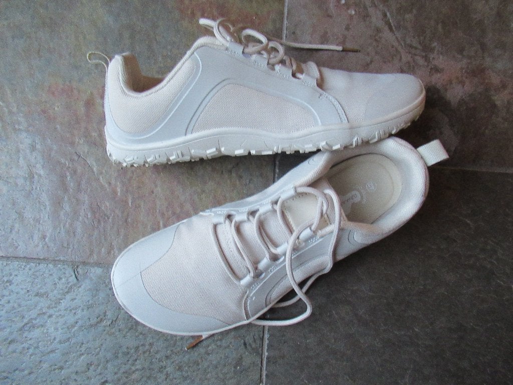 BAREFOOT maat 42 kleur beige zgan vetersluiting € 45, Zwart, Overige typen, Nieuw, Ophalen of Verzenden