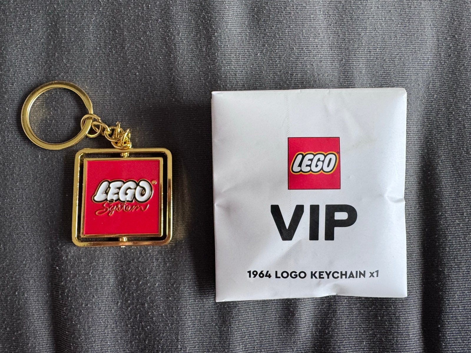 VIP sleutelhanger van Lego., Verzenden, Zo goed als nieuw