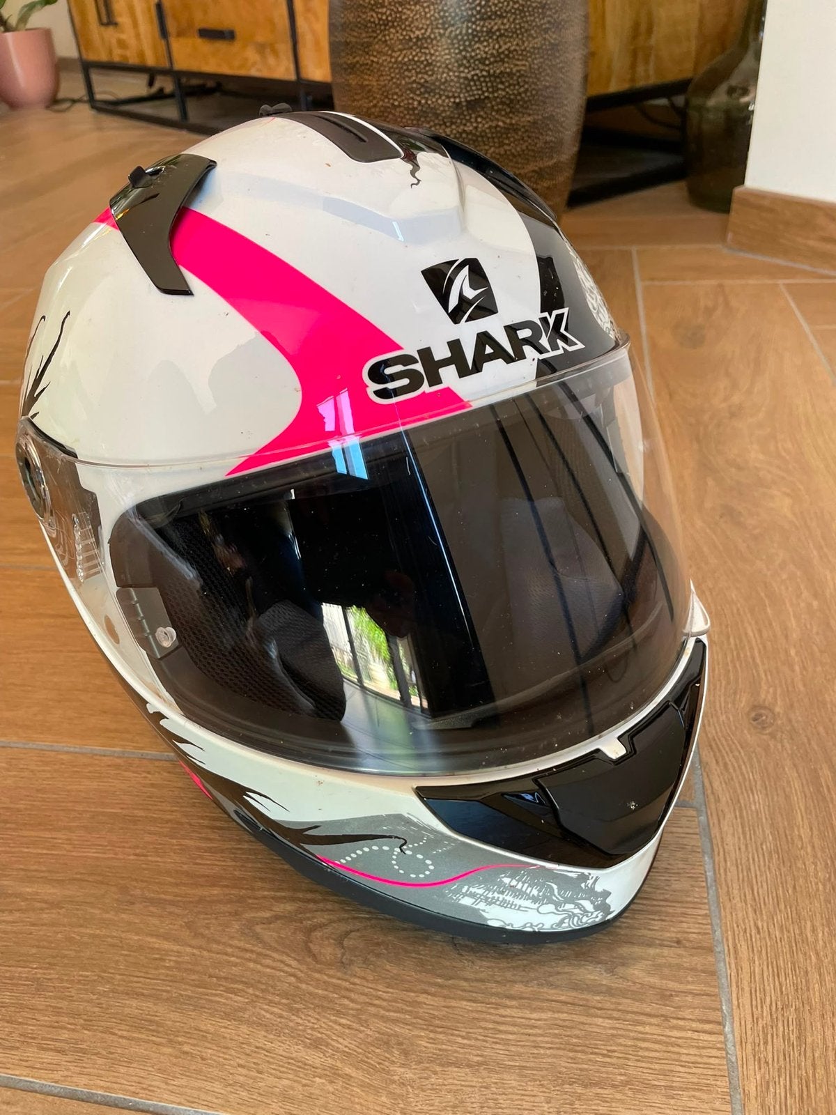 Shark Integraalhelm - Maat S - Wit/Roze/Zwart Design, Motoren, Shark, Ophalen of Verzenden, Integraalhelm, S