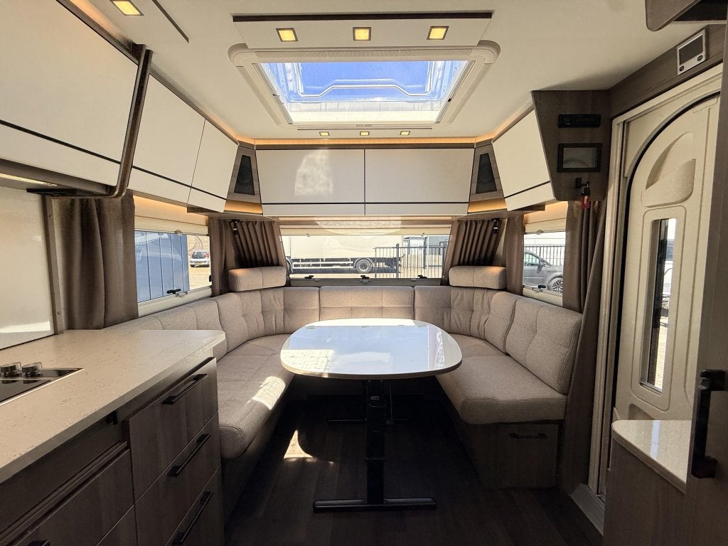Kabe Estate 520 XL KS, Caravans en Kamperen, Rondzit, Bedrijf, Kabe, Schokbreker