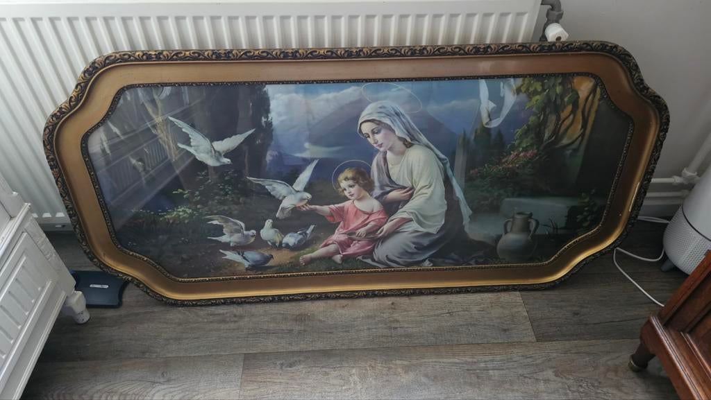 Religieus schilderij Maria met kind en duiven  glas ervoor, Ophalen of Verzenden