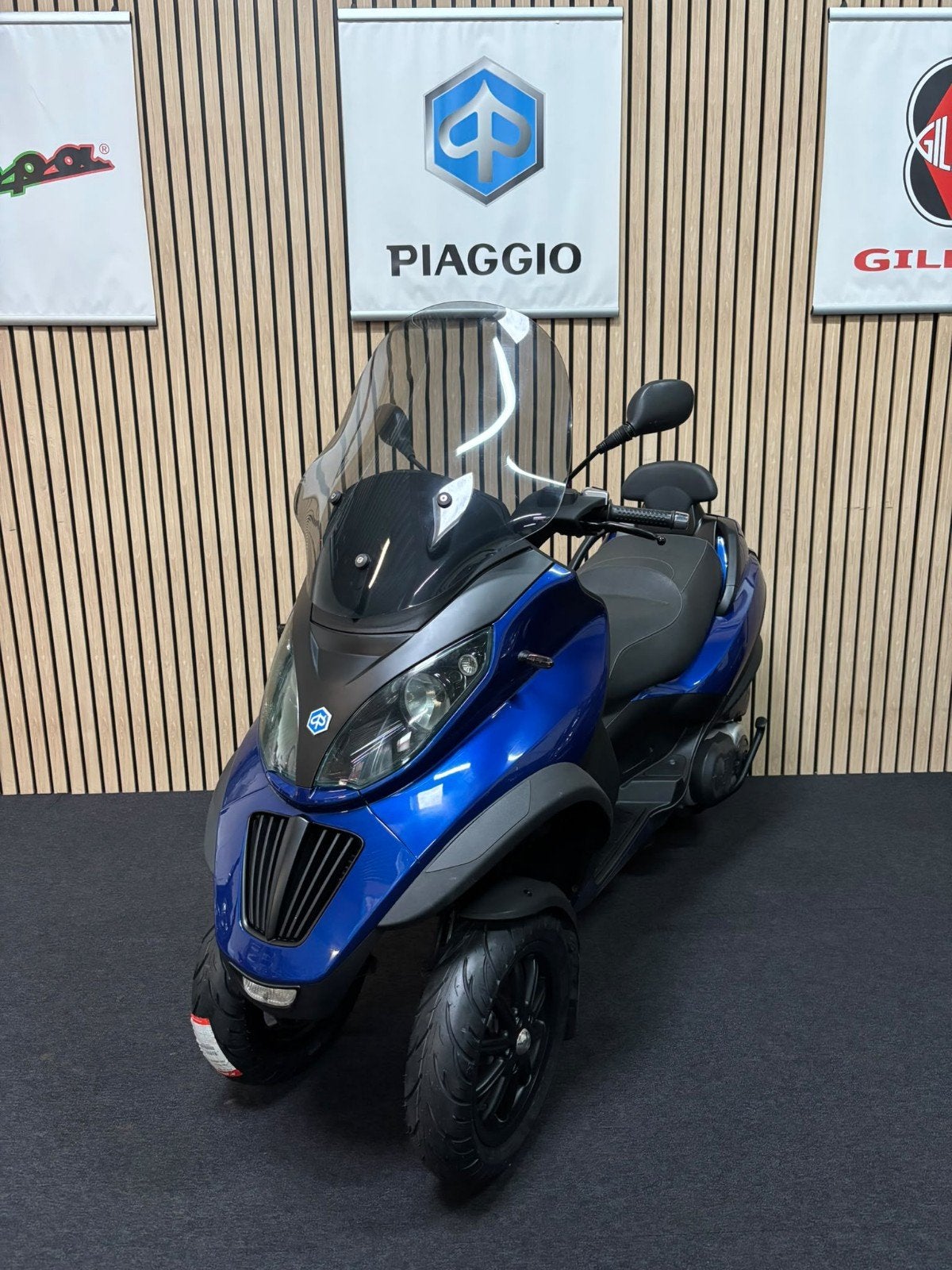 Piaggio MP3 400 LT Sport 2009 Autorijbewijs, 400 cc, Occasion, Bedrijf, Sport