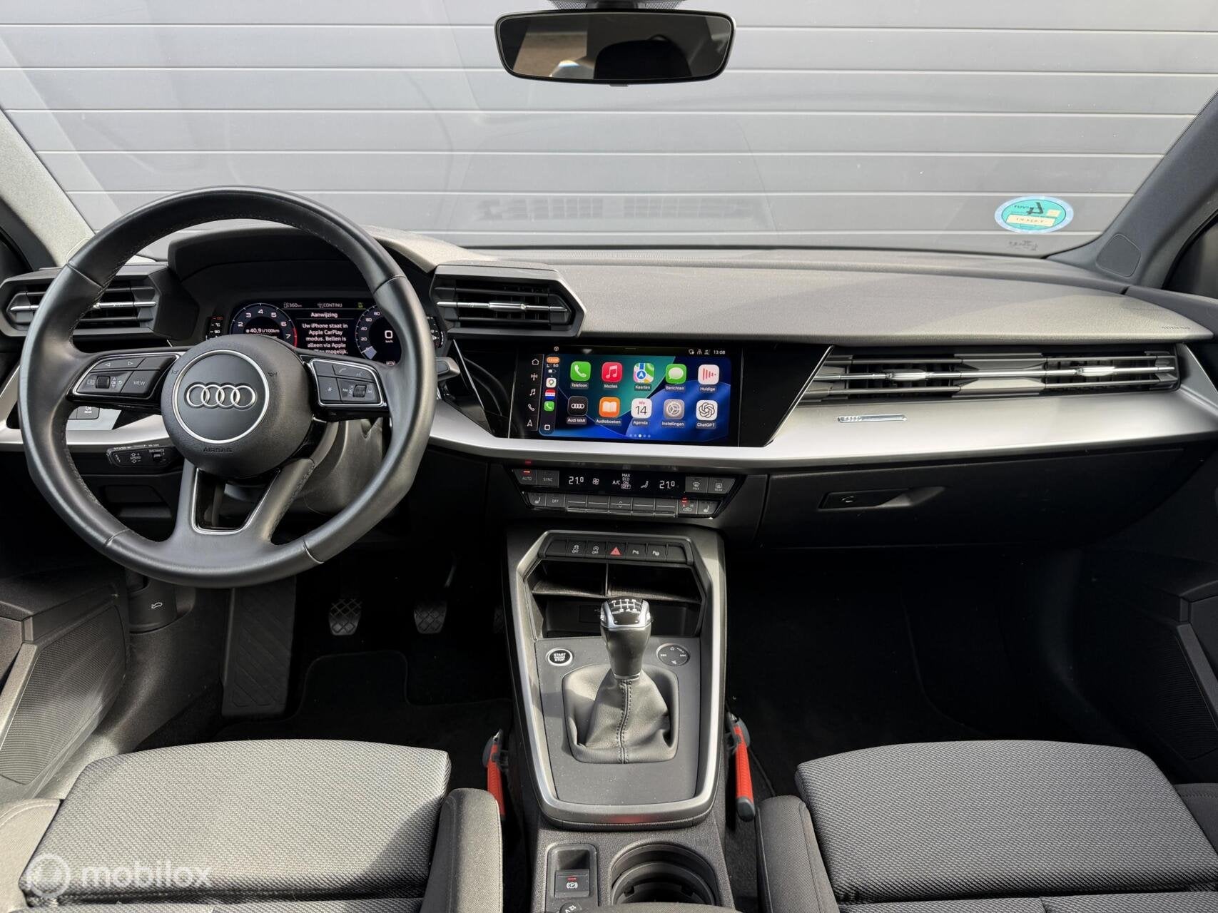 Audi A3 Limousine 30 TFSI Advanced Edition CLIMA*CARPLAY*CAM, Voorwielaandrijving, Gebruikt, 1200 kg, Met garantie (alle)