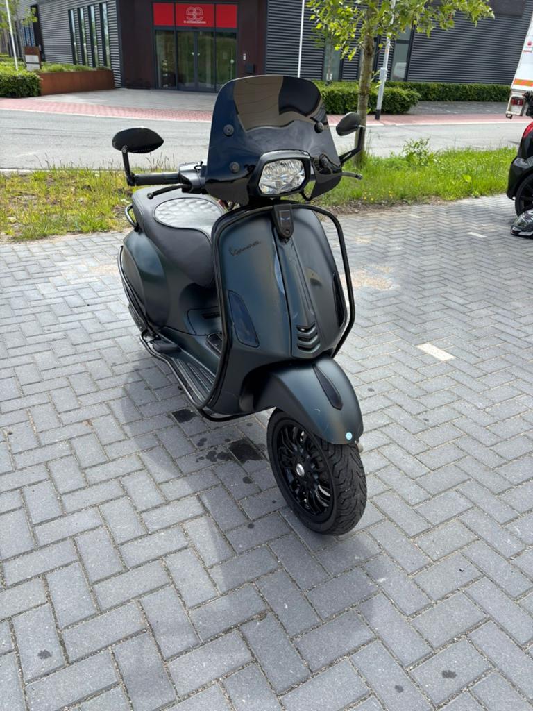 Vespa Sprint 2017 Groen., Ophalen, Gebruikt, Benzine