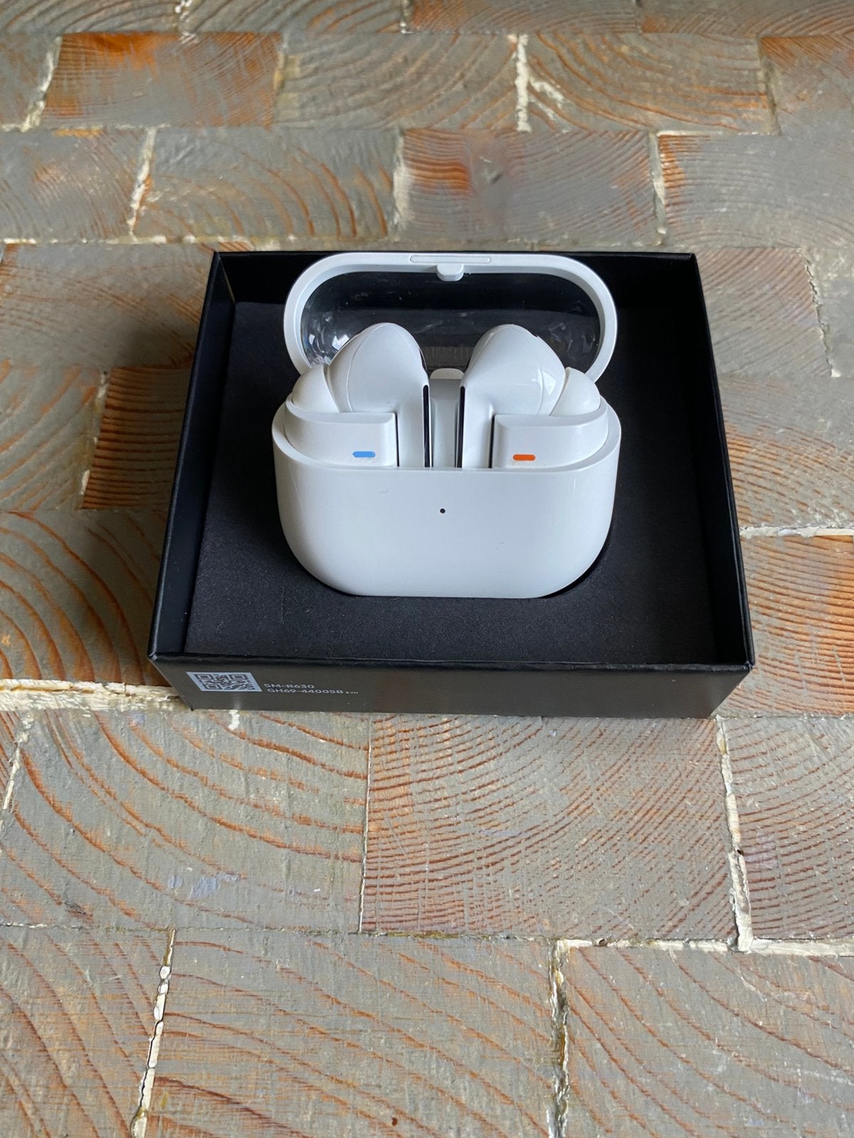 Samsung Galaxy Buds3 Pro Wit – Compleet in Doos, Bluetooth, In gehoorgang (in-ear), Nieuw, Ophalen of Verzenden
