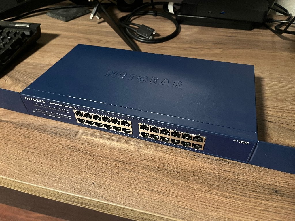 Netgear Prosafe 24 Port Gigabit Switch JGS524 v2, Ophalen of Verzenden, Gebruikt