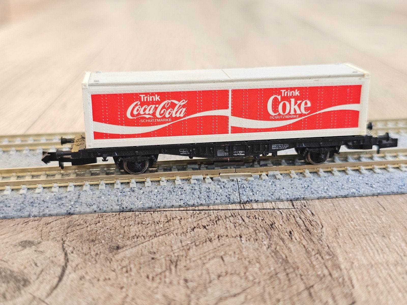 Modeltrein N spoor Coca-Cola container wagon, Ophalen of Verzenden, Gebruikt, Wagon