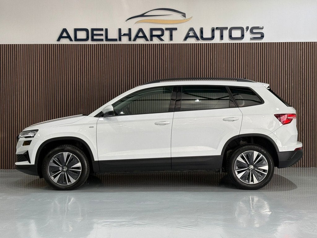 Skoda Karoq 1.5 TSI ACT Business DSG Automaat / Navigatie fu, 150 pk, Wit, Bedrijf, SUV of Terreinwagen