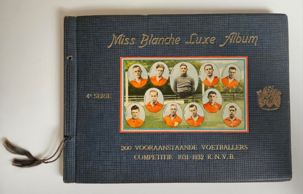 Miss Blanche Album: 200 Vooraanstaande Voetballers 1931, Ophalen of Verzenden, Gebruikt, Overige binnenlandse clubs, Boek of Tijdschrift