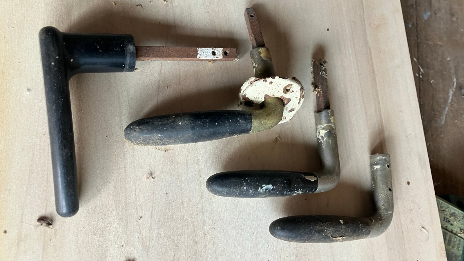 Drie oude deurgrepen - Bakeliet of vergelijkbaar, Ophalen of Verzenden