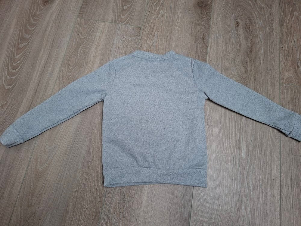 NIEUW grijze kind trui Zeeman - maat 110/116, Kinderen en Baby's, Kinderkleding | Maat 110, Zeeman, Jongen of Meisje, Trui of Vest