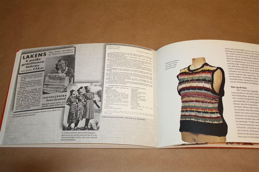 Kleding op de bon. Kleding- en textielschaarste 1949-1949., Ophalen of Verzenden, Gelezen